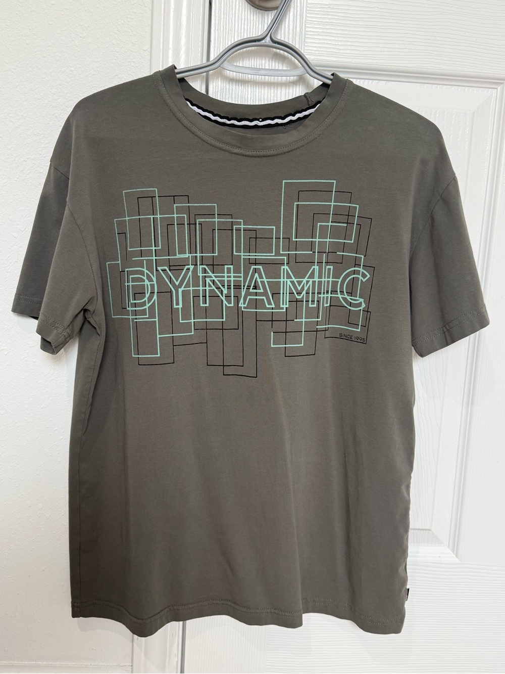 Men's Olive Green 'DYNAMIC' Graphic Tee